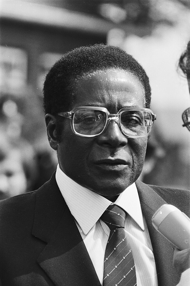 President Zimbabwe , Robert Mugabe bezoekt Nederland Robert Mugabe , kop, Bestanddeelnr 932 1922