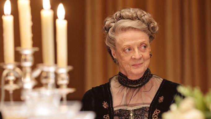 downton abbey season 6 plot revealed a focus on maggie smith instead of lady mary spoile 448171